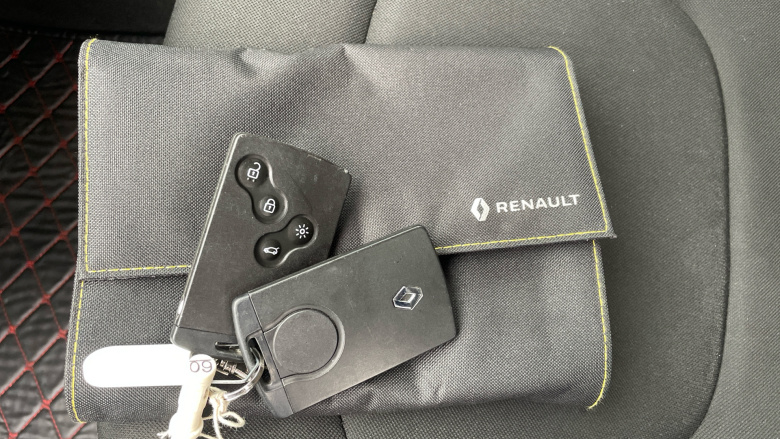 Renault Captur 0.9 TCE 90 Play 5dr Petrol Hatchback